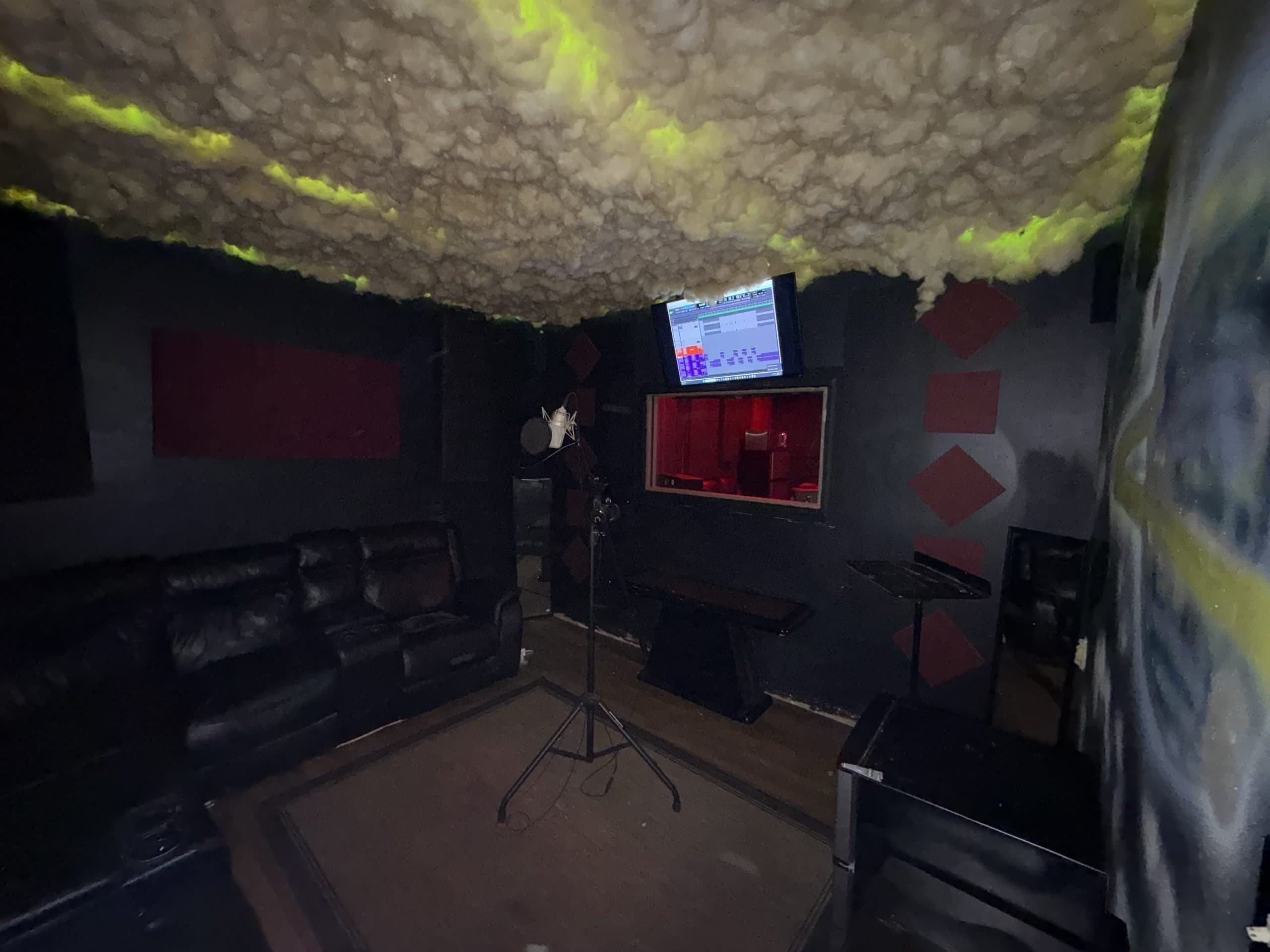 Studio lounge and creative space